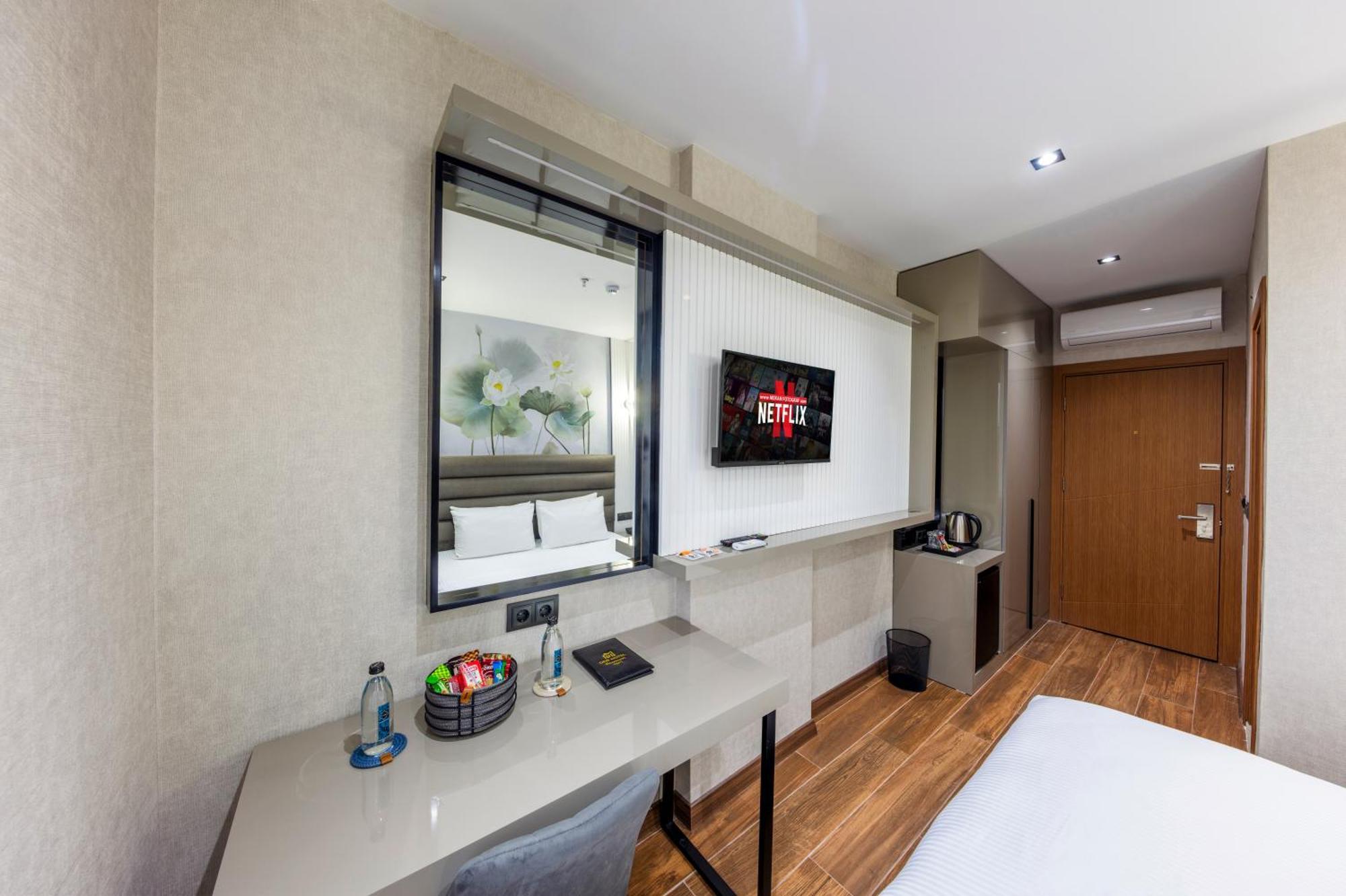 Dem Premium Hotel - Round Trip Airport Service - Istanbul International Airport Arnavutkoy Exterior photo
