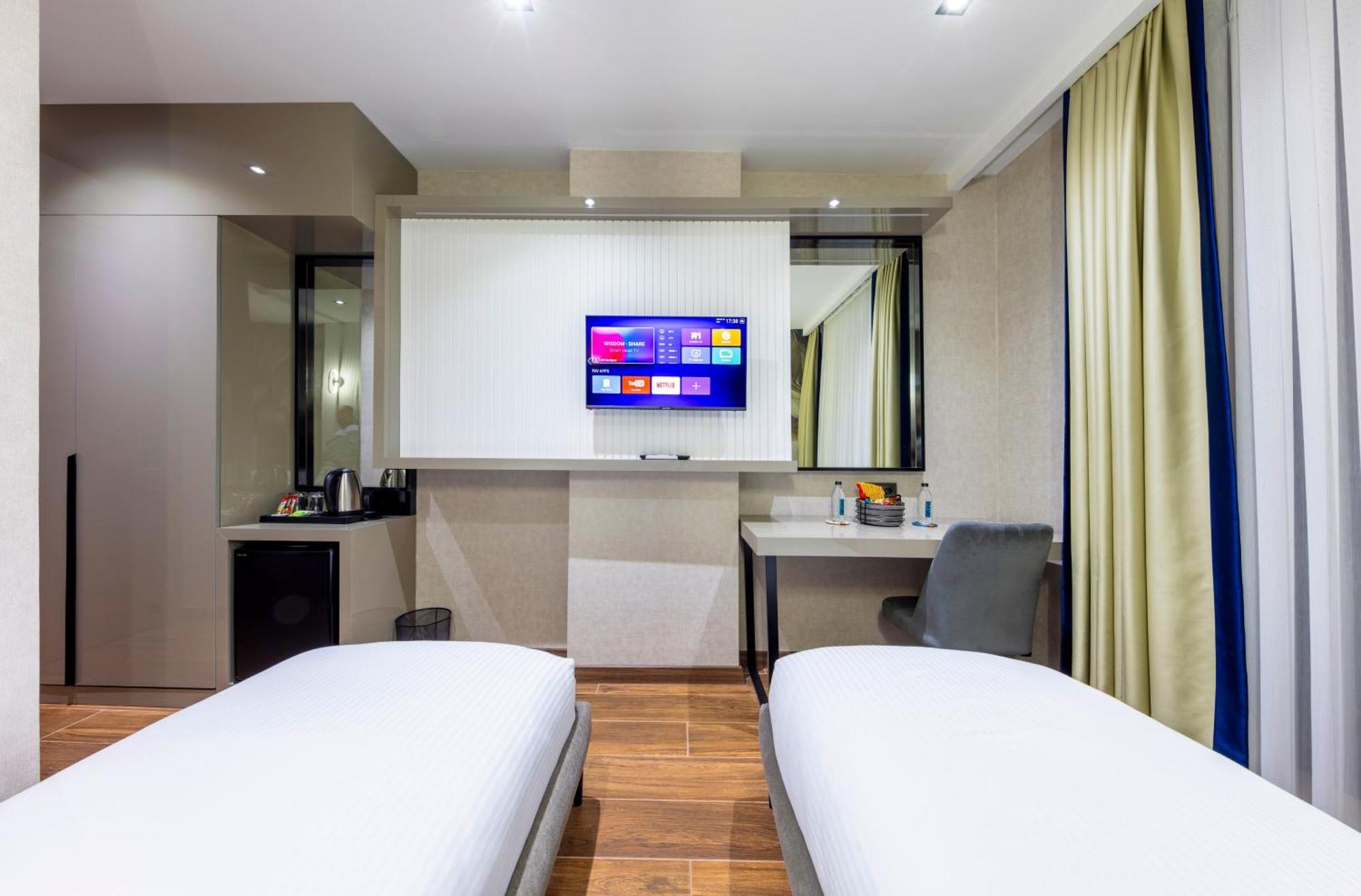Dem Premium Hotel - Round Trip Airport Service - Istanbul International Airport Arnavutkoy Exterior photo